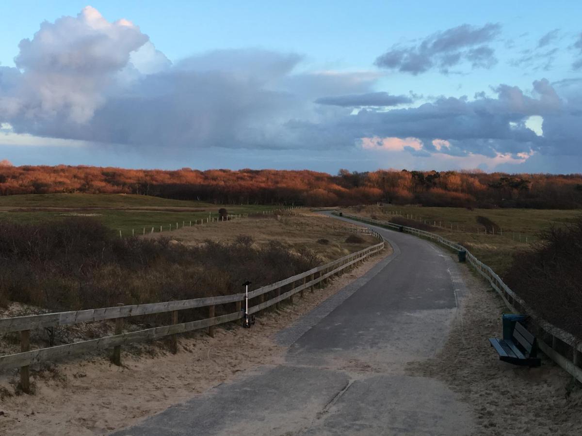 Pittoresque House Near The Beach Oostkapelle Bagian luar foto